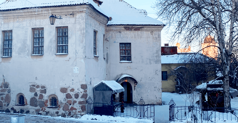 Костёл Гиаци́нта (Рыцарский дом) — каменное здание в Выборге на улице Водной Заставы, одно из самых древних каменных жилых зданий города.